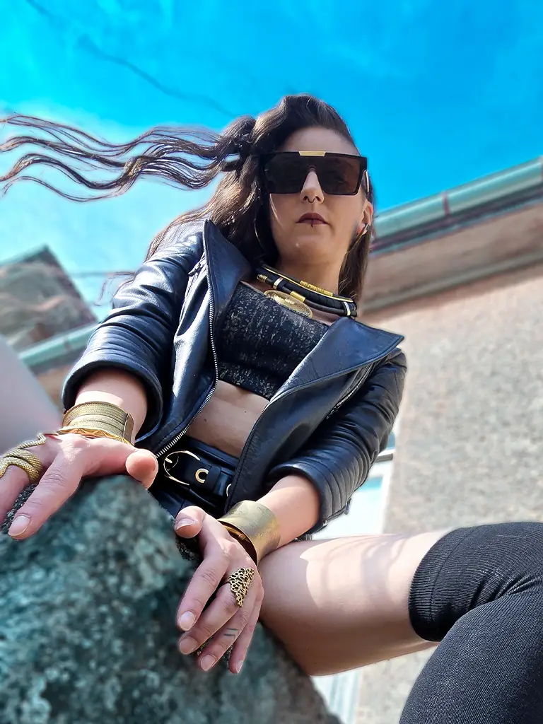 Cropped Top - Gold Drops – Bild 3